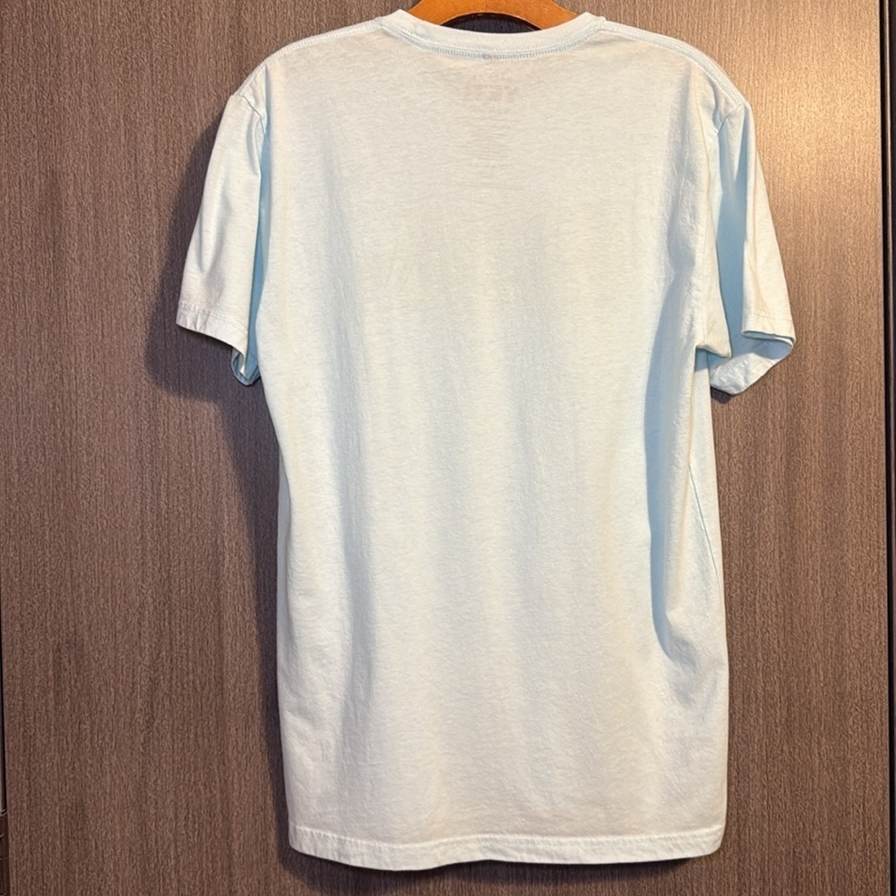 Yeti Men's Light Blue Short Sleeve Logo Badge Graphic Tshirt Size Medium VGUC - Picture 3 of 8